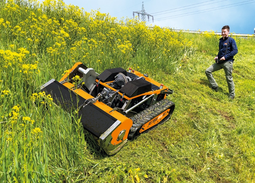 Professzionális megoldás meredek területek karbantartására is: AS-Motor AS 1000 OVIS RC