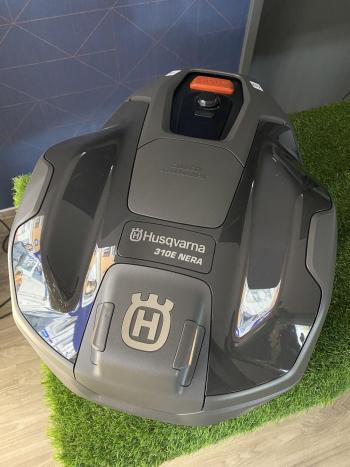 Automower 310E NERA robotfűnyíró 2025 (beépített pluginnal) 7.Kép