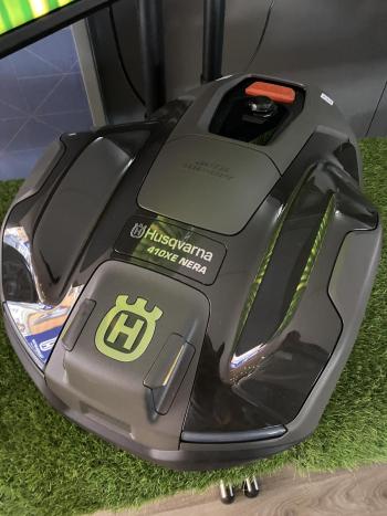 Automower 410XE NERA robotfűnyíró 2025 (beépített pluginnal) 9.Kép