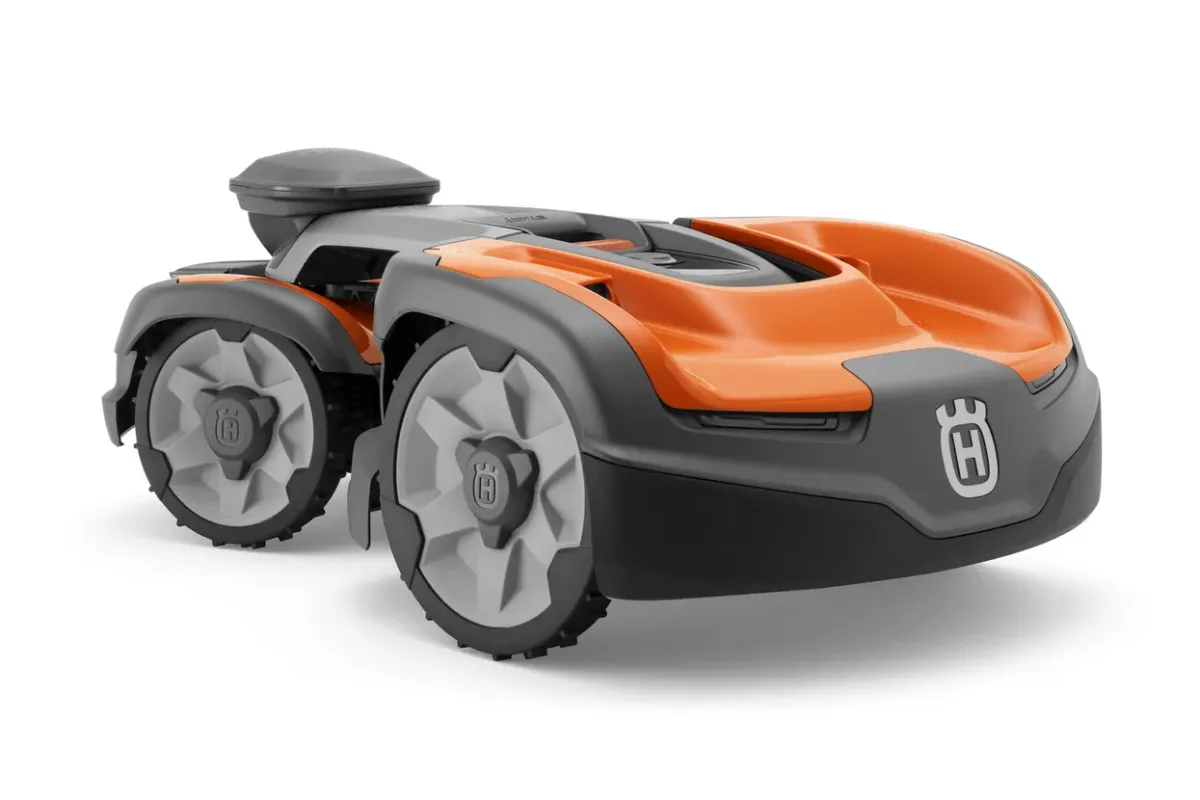 Automower 535 AWD EPOS összkerékhajtású professzionális robotfűnyíró 2025