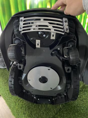 Automower 405XE NERA robotfűnyíró 2025 (beépített pluginnal) 8.Kép