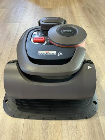 Navimow H800E-VF robotfűnyíró 2025 használt, garanciális! 4.Kép