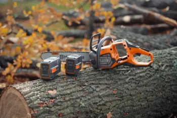 550I XPG akkumulátoros láncfűrész  (csak gép) 8.Kép