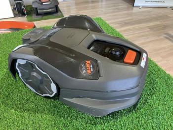 Automower 305E NERA robotfűnyíró 2026 (beépített pluginnal) használt, garanciával! 2.Kép